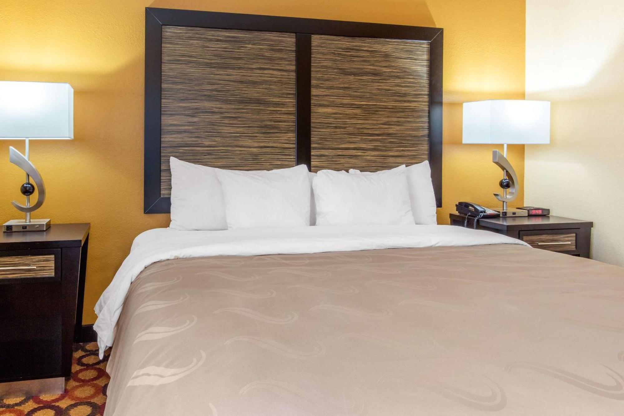 Quality Inn & Suites Montgomery East Carmichael Rd Extérieur photo