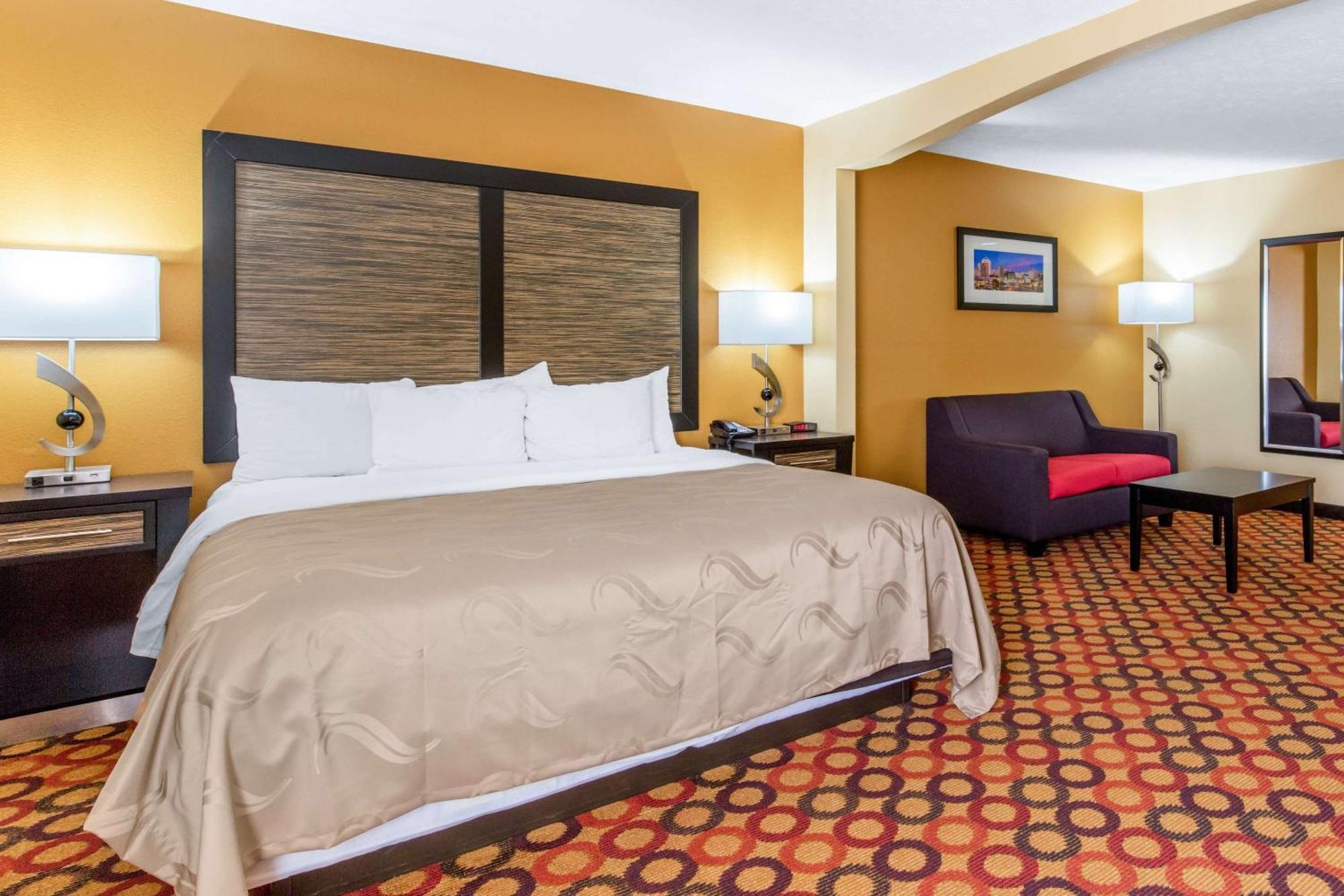 Quality Inn & Suites Montgomery East Carmichael Rd Extérieur photo