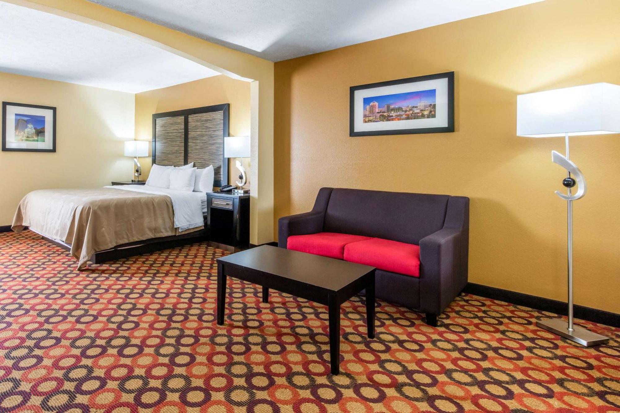 Quality Inn & Suites Montgomery East Carmichael Rd Extérieur photo