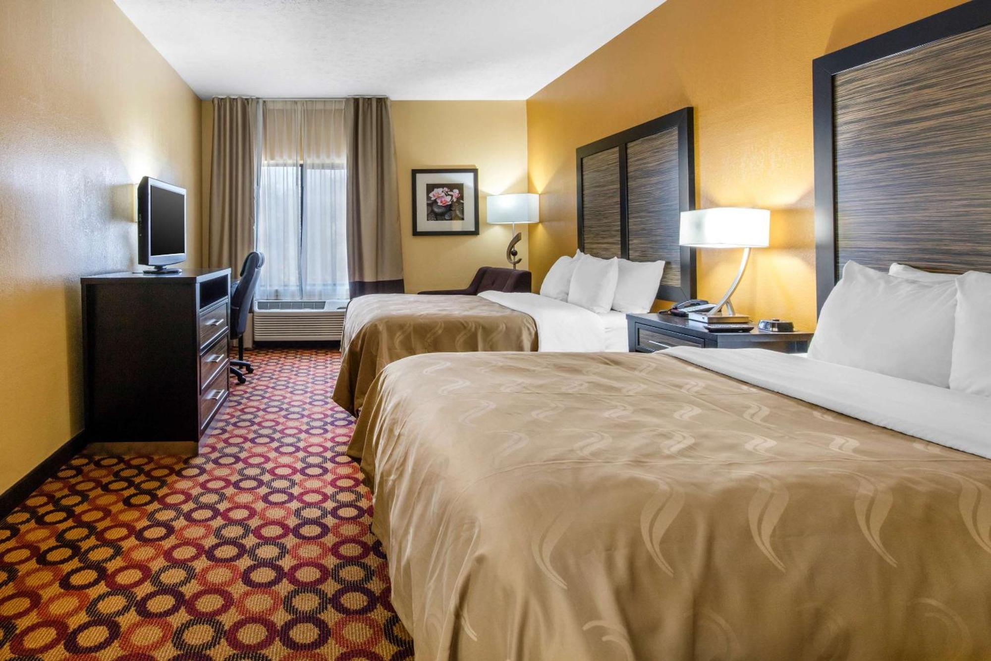 Quality Inn & Suites Montgomery East Carmichael Rd Extérieur photo
